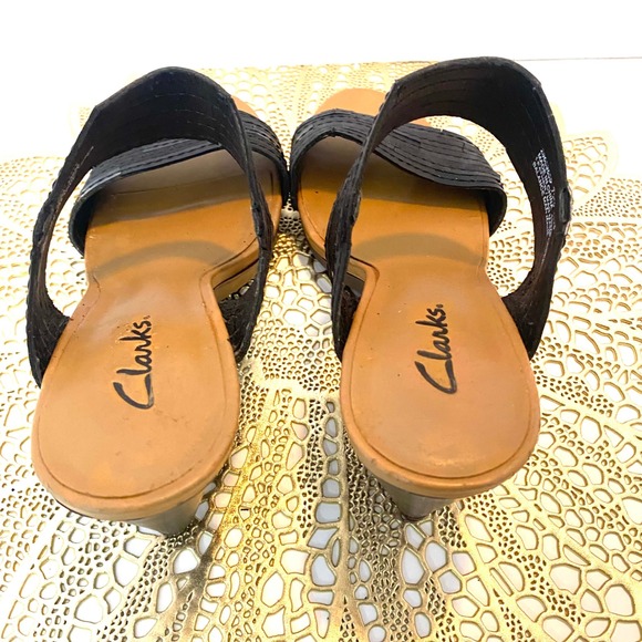 Clarks Womens Black Leather Two Strap Block Heel Slide Sandals Size 7.5M 13276 - Picture 8 of 8